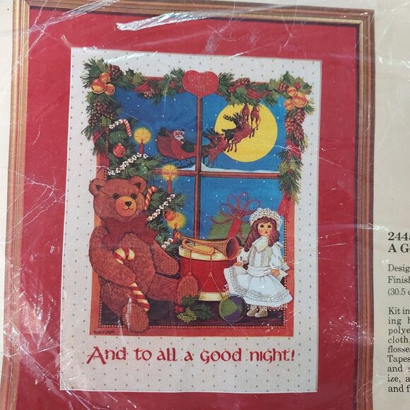 The Creative Circle "To All A Good Night" Vintage 1988 Cross Stitch Kit #2445 - Picture 3 of 6